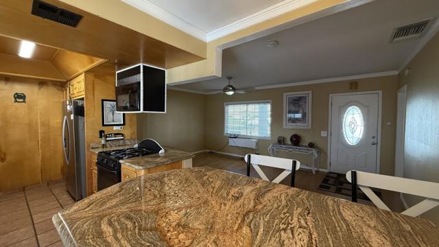 43700 Buena Circle, Palm Desert, CA 92260