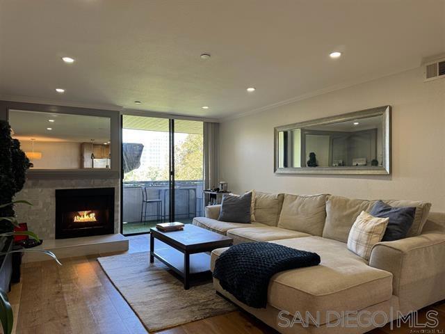 750 State St - photo 9