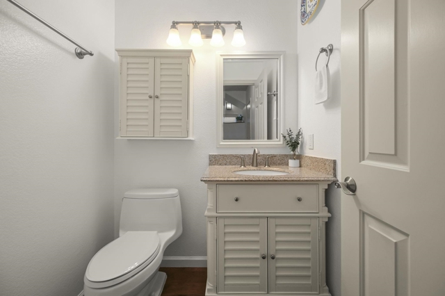 Image 12 of 34 For 415 Orchard View Ave