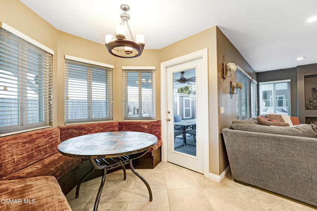 610 Nicole Drive, Newbury Park CA: https://media.crmls.org/mediaz/c3b00615-efd6-4ce3-9bd1-81cf3933c4cb.jpg