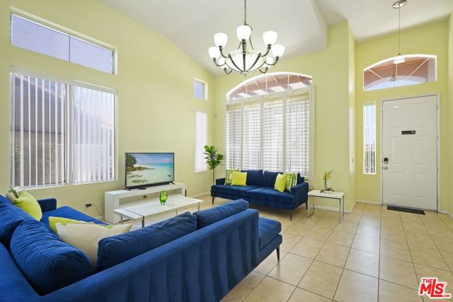 69730 Mccallum Way, Cathedral City CA: https://media.crmls.org/mediaz/c3b0229f-58c4-448f-b961-73dc2773ddd0.jpg