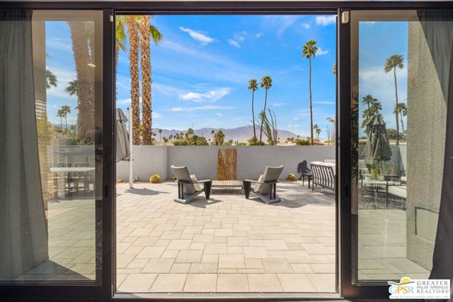 36870 Los Alamos Road, Rancho Mirage CA: https://media.crmls.org/mediaz/c3b0c1d5-27b1-4a0f-9cb1-0c4fb01fb203.jpg