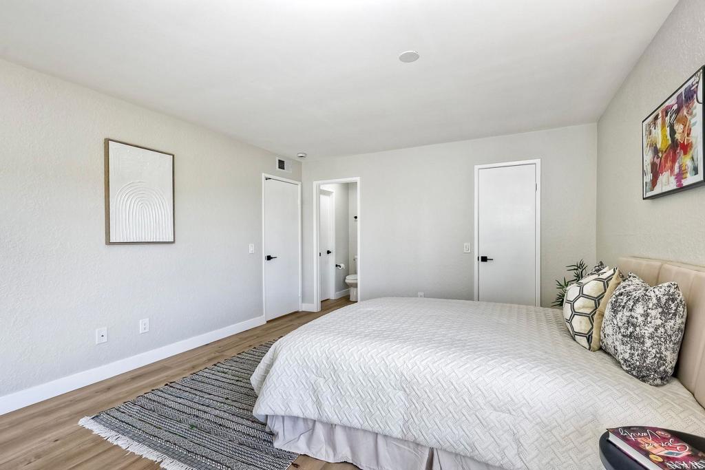 9209 Villiage - photo 17
