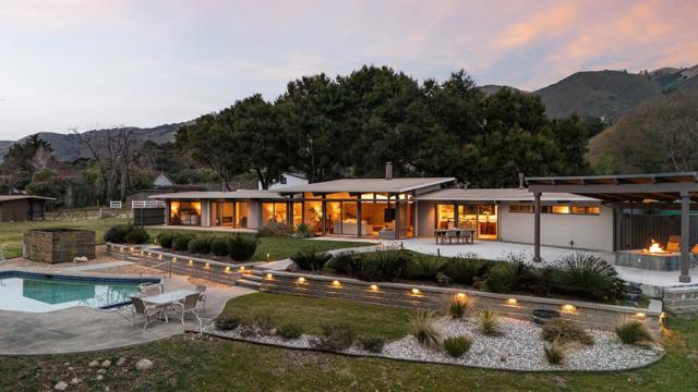332 W Carmel Valley Road, Carmel Valley CA: https://media.crmls.org/mediaz/c3b139a4-b582-4ec6-8dfd-87fa95ec63b8.jpg