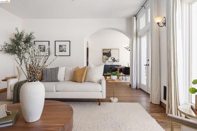 Image 12 of 60 For 4951 Proctor Ave