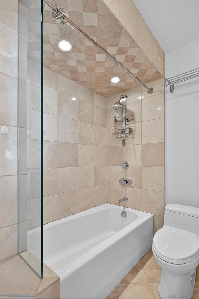 MLS #250035507SD image #29