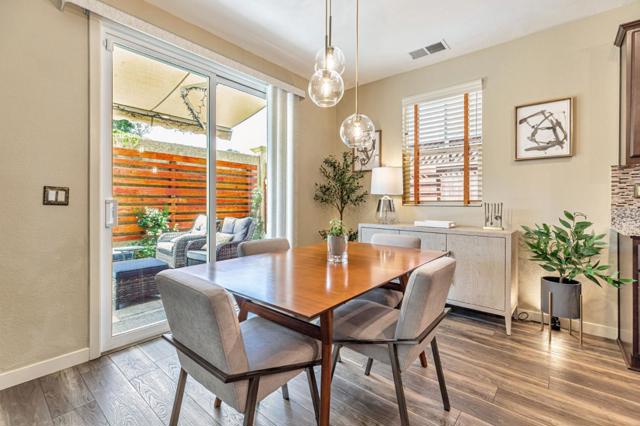 1300 Qualteri Way, Gilroy CA: https://media.crmls.org/mediaz/c3b34ef5-0f26-4948-8677-b87cc875aeb2.jpg