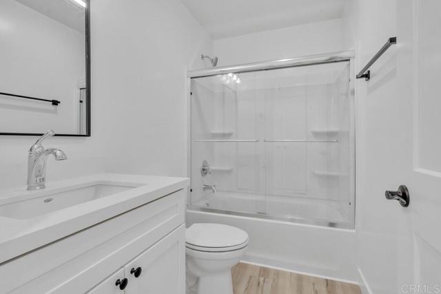 229 Yacon Street, Vista CA: https://media.crmls.org/mediaz/c3b3d4bb-5348-471c-8257-ffd42979dc4a.jpg