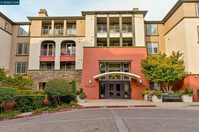 1800 Alma Ave, Walnut Creek CA: https://media.crmls.org/mediaz/c3b43a4e-f288-4b76-b5b6-0180ffefa2fb.jpg