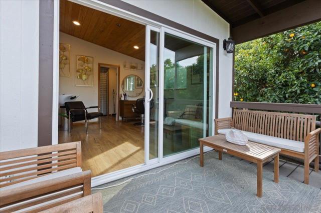 1379 Sunny Heights Road, Fallbrook CA: https://media.crmls.org/mediaz/c3b4f7ea-c9a3-4514-84ef-e00c31f1f834.jpg
