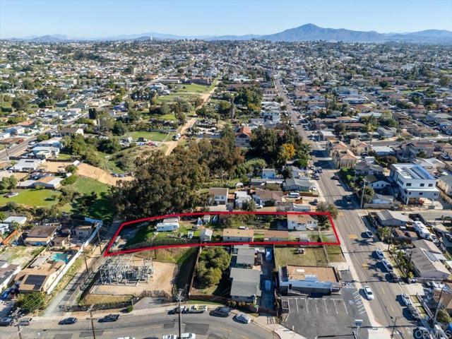 Detail Gallery Image 6 of 7 For 2641 45 E 18th, National City,  CA 91950 - 4 Beds | 3 Baths