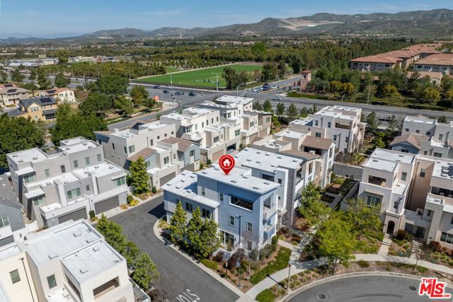 101 Stage, Irvine CA: https://media.crmls.org/mediaz/c3b54bc0-8de5-43e1-be95-0d097767912a.jpg