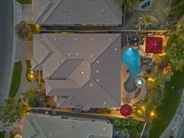 47410 Via Florence, La Quinta CA: https://media.crmls.org/mediaz/c3b557b7-bf74-41ec-b61b-4b3dd99ec569.jpg