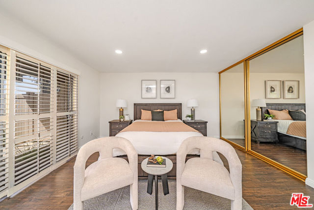 2366 Applewood Circle, Fullerton CA: https://media.crmls.org/mediaz/c3b57260-0835-43d9-a979-df5d49ac4119.jpg