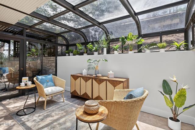 469 Sycamore Glen, Pasadena CA: https://media.crmls.org/mediaz/c3b7e4fe-d42e-43f8-84c0-526e19d339be.jpg
