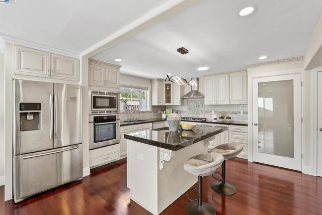 12763 Camrose Ave, Saratoga CA: https://media.crmls.org/mediaz/c3bafcbe-f9f4-4ff6-a967-d4c45752272d.jpg