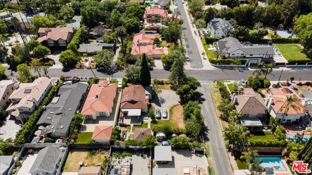 5460 Aura Avenue photo 4