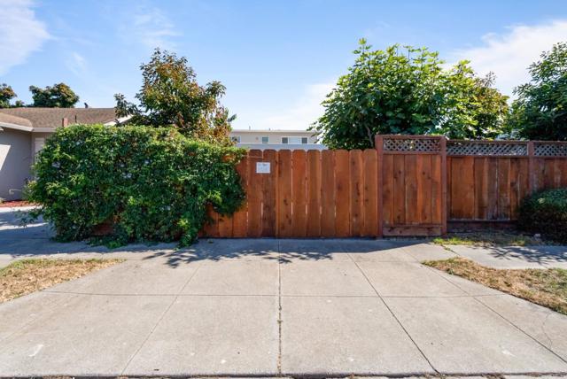 29 Buena Vista Street, Salinas CA: https://media.crmls.org/mediaz/c3bc7e8b-0fc7-4e11-b917-93721304f997.jpg
