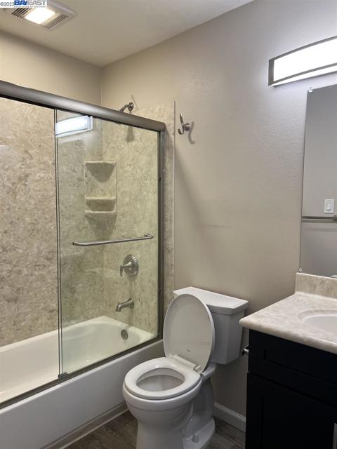 36976 Mulberry St, Newark CA: https://media.crmls.org/mediaz/c3bccda3-6b43-4b90-8fbf-226505e9fd0a.jpg
