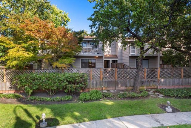 1983 San Luis Avenue, Mountain View CA: https://media.crmls.org/mediaz/c3bde7cc-8e2a-4d4c-9d8e-77f1195fed15.jpg