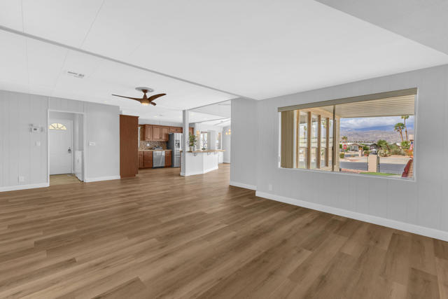Image 34 of 58 For 74592 Nevada Circle
