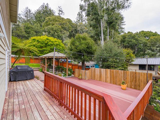 3040 Pacific Heights Drive, Aptos CA: https://media.crmls.org/mediaz/c3be6588-11c5-4d26-9bb7-2feb2c1a0e14.jpg
