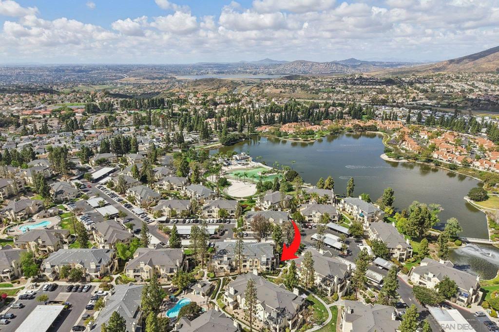 https://media.crmls.org/mediaz/c3bea203-859b-45d5-a94e-88a7cb248fce.jpg?preset=X-Large