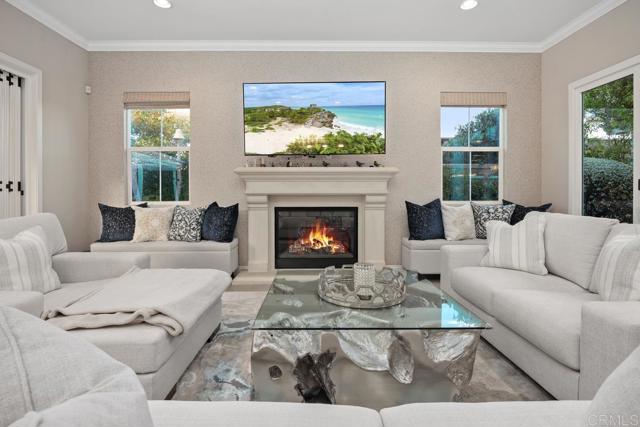 Detail Gallery Image 13 of 59 For 3642 Glen Avenue, Carlsbad,  CA 92010 - 4 Beds | 4/1 Baths