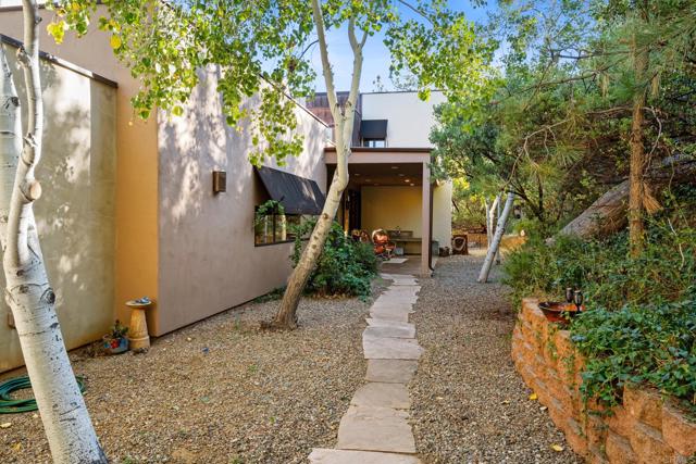 Detail Gallery Image 7 of 54 For 2810 Three Peaks Ln, Julian,  CA 92036 - 3 Beds | 2/1 Baths