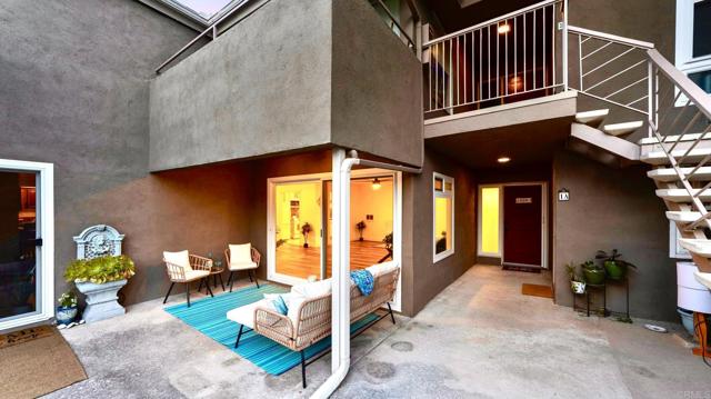 2517 Navarra Drive, Carlsbad CA: https://media.crmls.org/mediaz/c3c01846-8273-4b02-bb3b-45ccbcefe7d2.jpg