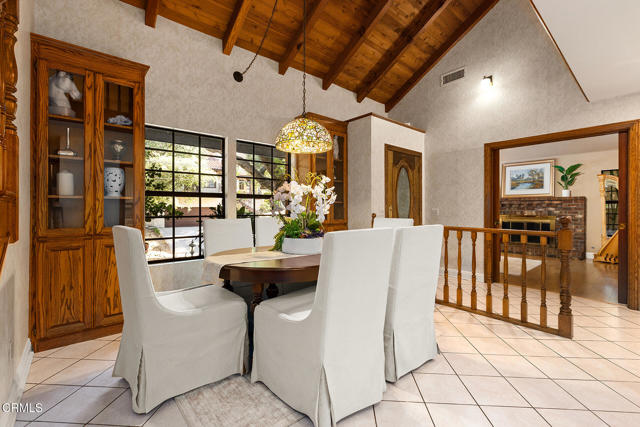 Detail Gallery Image 13 of 27 For 23 Hidden Valley Rd, Monrovia,  CA 91016 - 3 Beds | 2/1 Baths