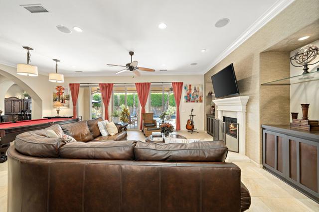 52540 Vino, La Quinta CA: https://media.crmls.org/mediaz/c3c10747-72b8-43a9-89b5-73496a24a0a9.jpg