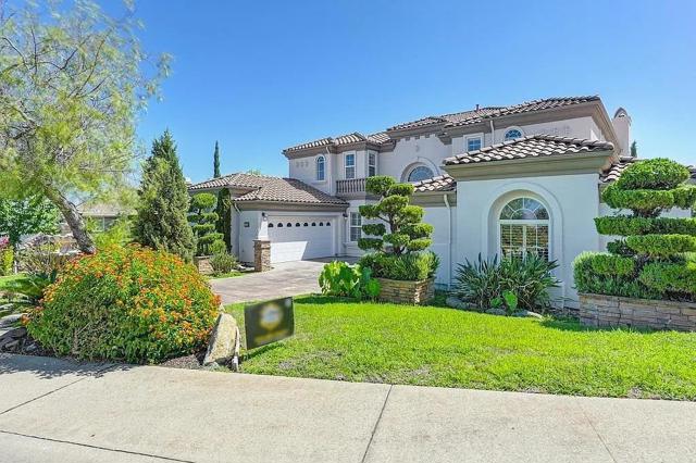 2791 Giorno Way, El Dorado Hills CA: https://media.crmls.org/mediaz/c3c226c8-4d26-43bf-9069-9596e7fc9601.jpg