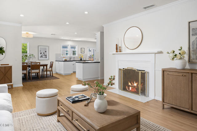 1134 Bella Vista Avenue, Pasadena CA: https://media.crmls.org/mediaz/c3c2535d-8e11-47e0-9bad-52ad2b3c984b.jpg