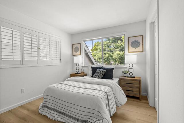87 Chester Circle, Los Altos CA: https://media.crmls.org/mediaz/c3c38beb-a4de-4cbb-8b82-e4a8a1009215.jpg