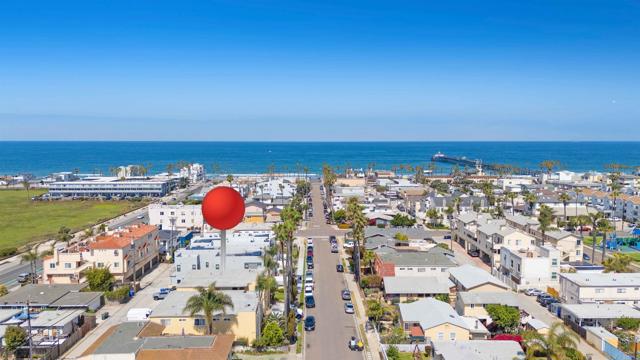 239 Ebony Avenue, Imperial Beach CA: https://media.crmls.org/mediaz/c3c39d5f-29ce-4c81-adde-3c407886f7ee.jpg