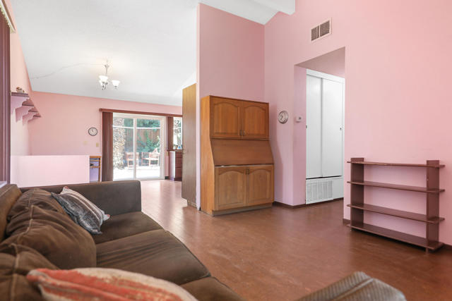 51191 Avenida Herrera, La Quinta CA: https://media.crmls.org/mediaz/c3c3a086-8f8b-4230-ba60-3a4997ecbbad.jpg