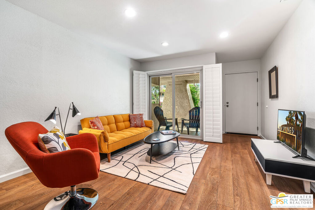 MLS #25617355PS image #1