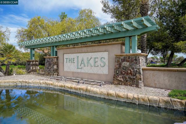 507 Livingston Court, Discovery Bay CA: https://media.crmls.org/mediaz/c3c4b90e-4314-4c2b-8374-0f9c54c4d70e.jpg