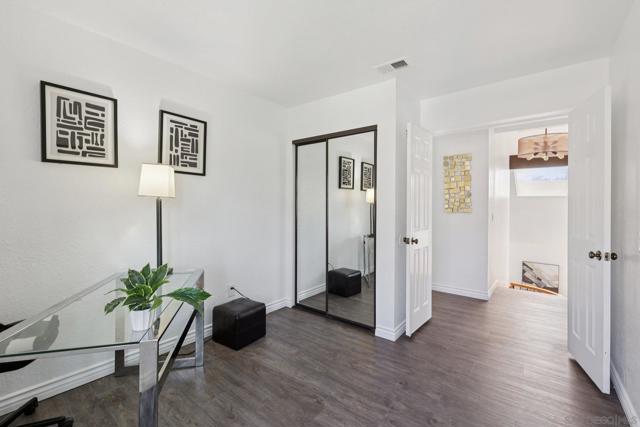 Image 33 of 69 For 10812 Elderwood Ln