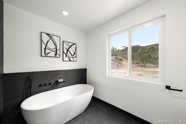 13764 Jamul DR, Jamul CA: https://media.crmls.org/mediaz/c3c5532f-8440-4621-8bb6-110839f4c9ec.jpg