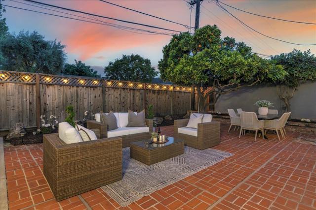 1216 Hermosa Way, San Jose CA: https://media.crmls.org/mediaz/c3c5bc3b-95d7-452f-93a6-0d82c40cf263.jpg