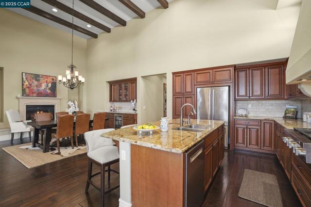 1512 Miwok Ct, Brentwood CA: https://media.crmls.org/mediaz/c3c7ed00-2e3b-4a92-9474-382baf4da49b.jpg