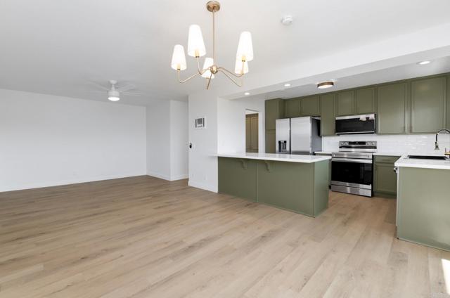 615 Fredricks Avenue, Oceanside CA: https://media.crmls.org/mediaz/c3c882ae-3b50-4ccf-886c-30f1f16bb28e.jpg