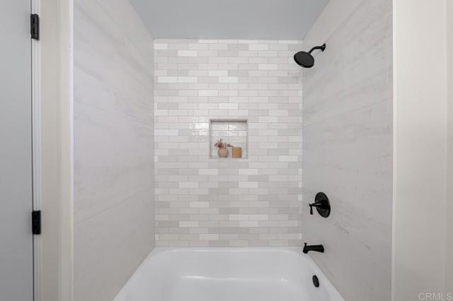 Detail Gallery Image 32 of 41 For 4860 Park Drive, Carlsbad,  CA 92008 - 4 Beds | 2/1 Baths