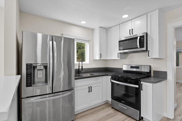 Image 17 of 46 For 3612 Cordoba Ave