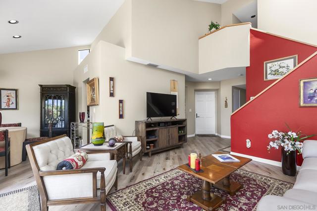 6317 CAMINITO DEL PASTEL, San Diego CA: https://media.crmls.org/mediaz/c3c92483-106f-4753-a4da-938fbb19a0a7.jpg