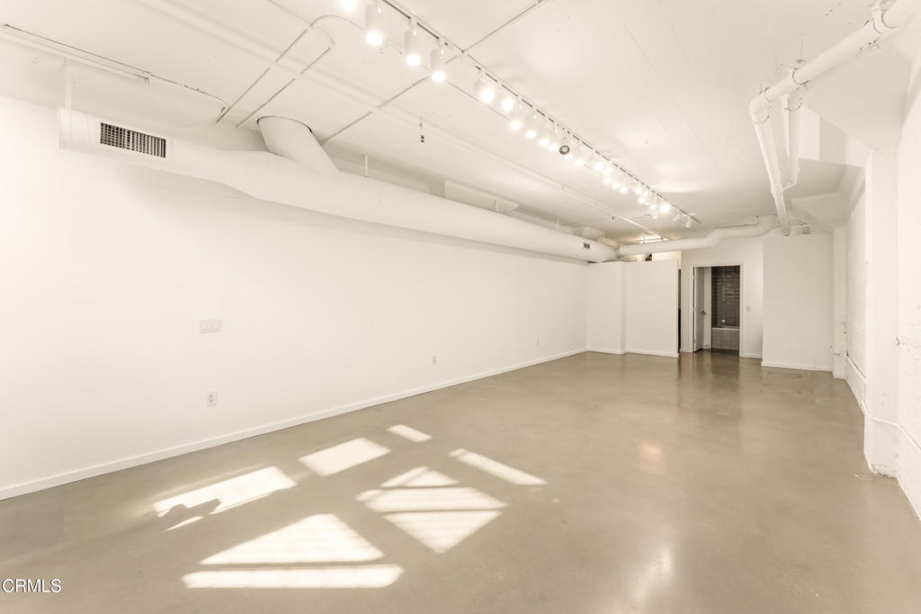 MLS #P1-27946 image #29
