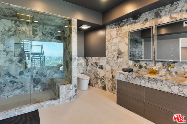 8654 Hollywood Boulevard, Los Angeles CA: https://media.crmls.org/mediaz/c3cf1e1a-7f3e-4226-9e92-9be186ba7778.jpg