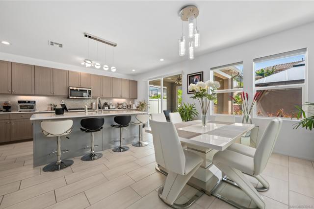 1314 Stearns Wharf Rd, Chula Vista CA: https://media.crmls.org/mediaz/c3cf2fd5-cfcd-4a8d-b488-b3a28956551e.jpg